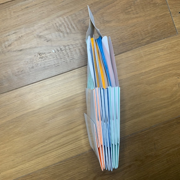 Meri Meri  Bunny Gift Bags with Cute Rabbit Design - Picture 3 of 5